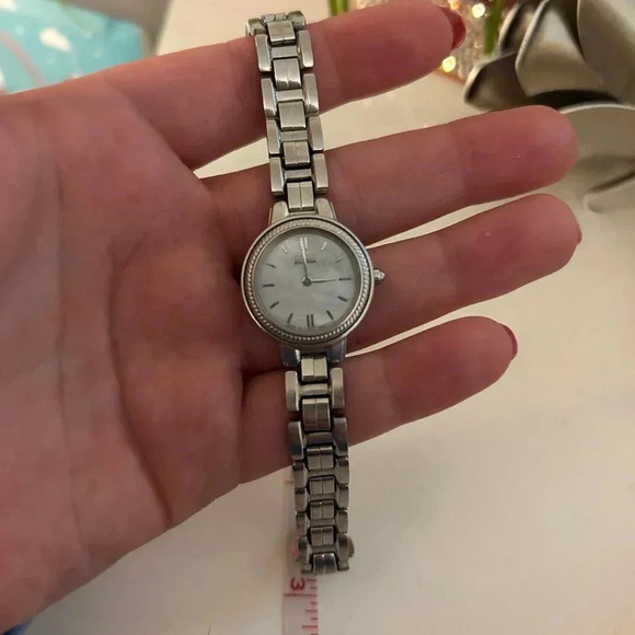 Silver watch - Picture 3 of 3